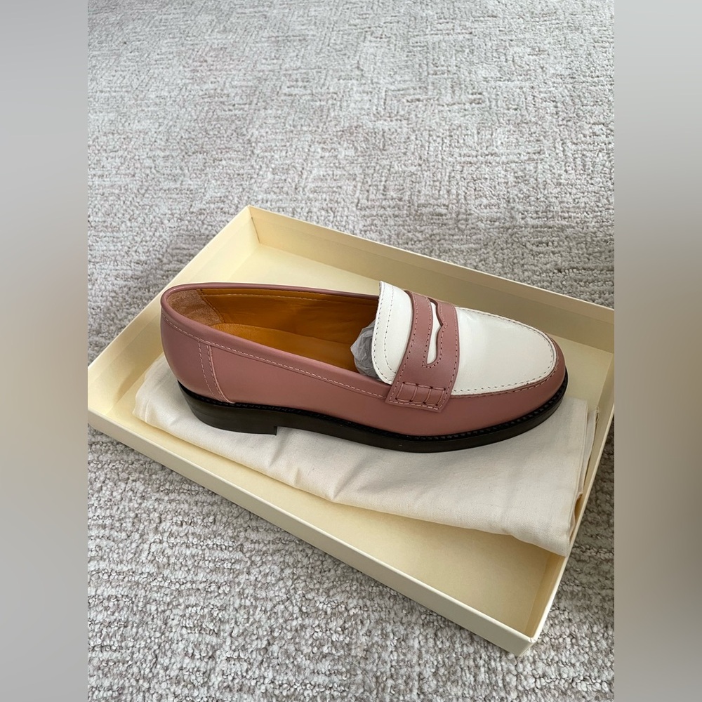 Sézane Andrea Loafers Blush Pink Leather 37 (Like New) - Picture 8 of 10